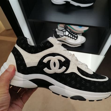 chanel gym shoes with flowers|chanel tennis shoes for men.